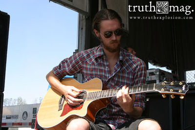 Photos by Kyle Hutton from Truth Explosion Magazine
http://www.truthexplosion.com
